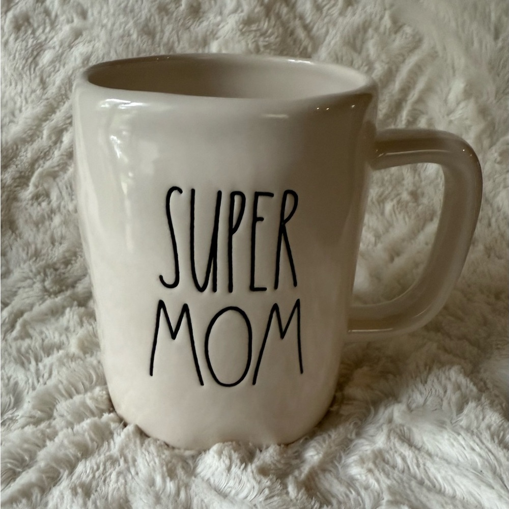 Rae Dunn “Super Mom” Ceramic Mug